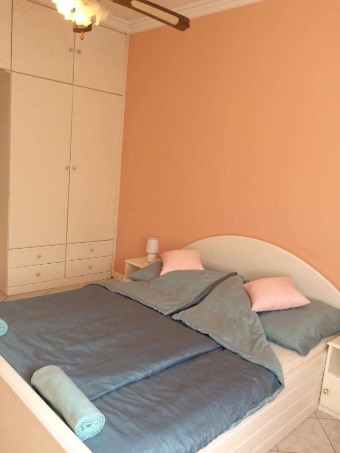 Nikolux Apartman Hajduszoboszlo Exterior photo